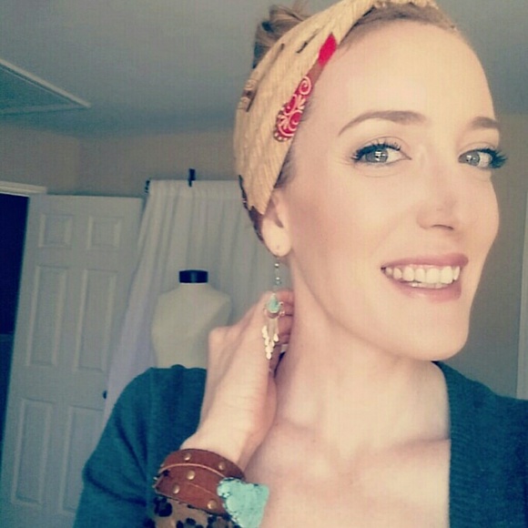 Meet your Posher, Kati - Picture 3 of 6